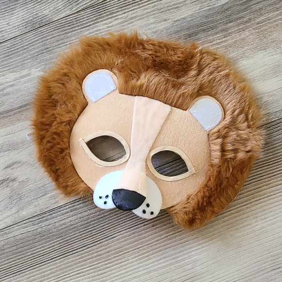 Lion mask - Picture 1 of 2